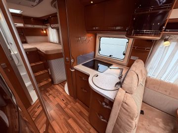 HYMER ERIBA HYMERCAR B-Klasse 678 NAVIKAMSATTVKLIMABACKOFENSOLA