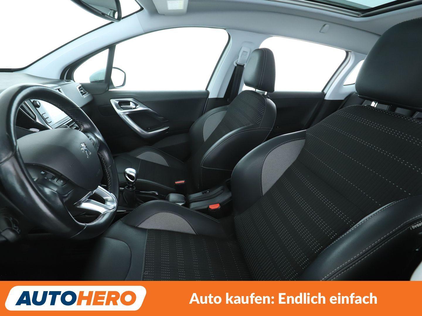 Peugeot 2008 1.2 PureTech Allure*NAVI*TEMPO*PDC*SHZ*