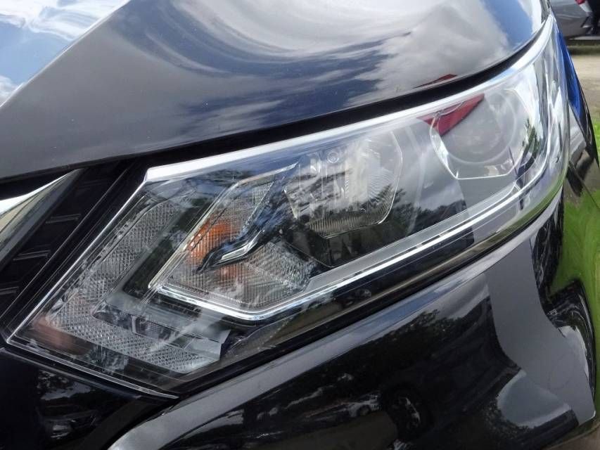 Fahrzeugabbildung Nissan Qashqai 1,3 DIG-T  N-Connecta  AHK