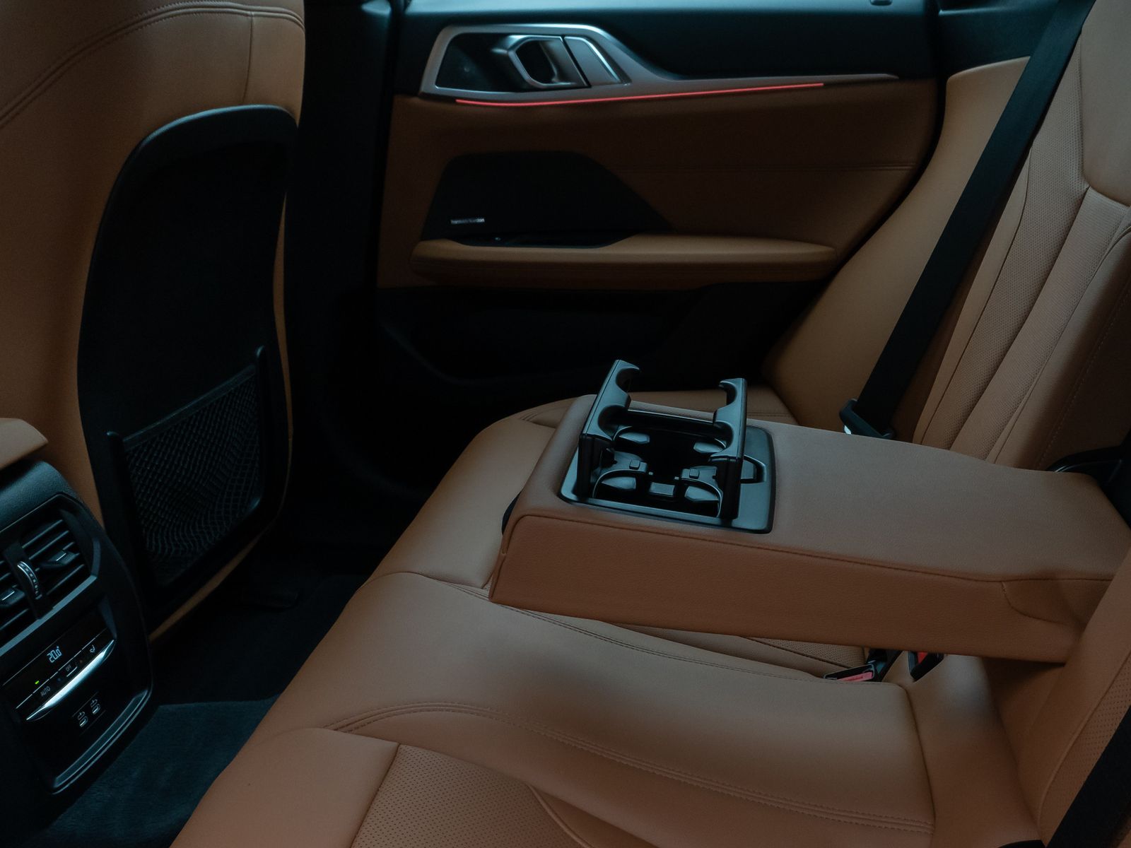 Fahrzeugabbildung BMW i4 eDrive40 Gran Coupé Kamera HUD DAB H/K Komfor