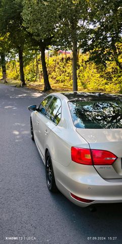 Volkswagen Ich verkaufe mein Auto in sehr guten Zustand