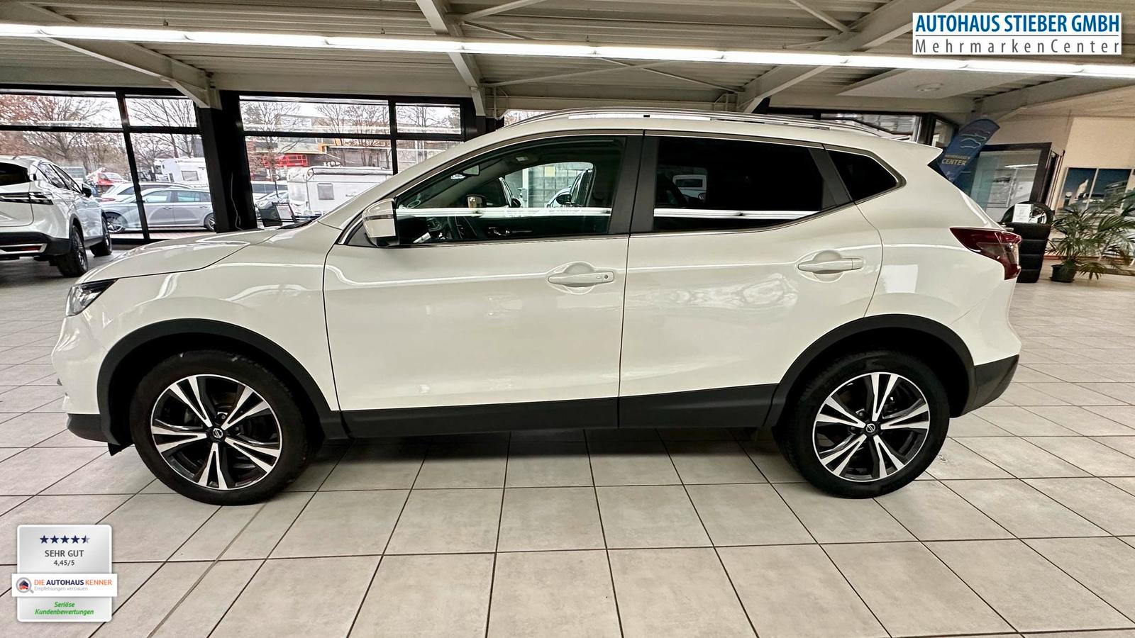 Nissan Qashqai 360°KAM+PANO+NAVI+SHZ 116 kW (158 PS)...