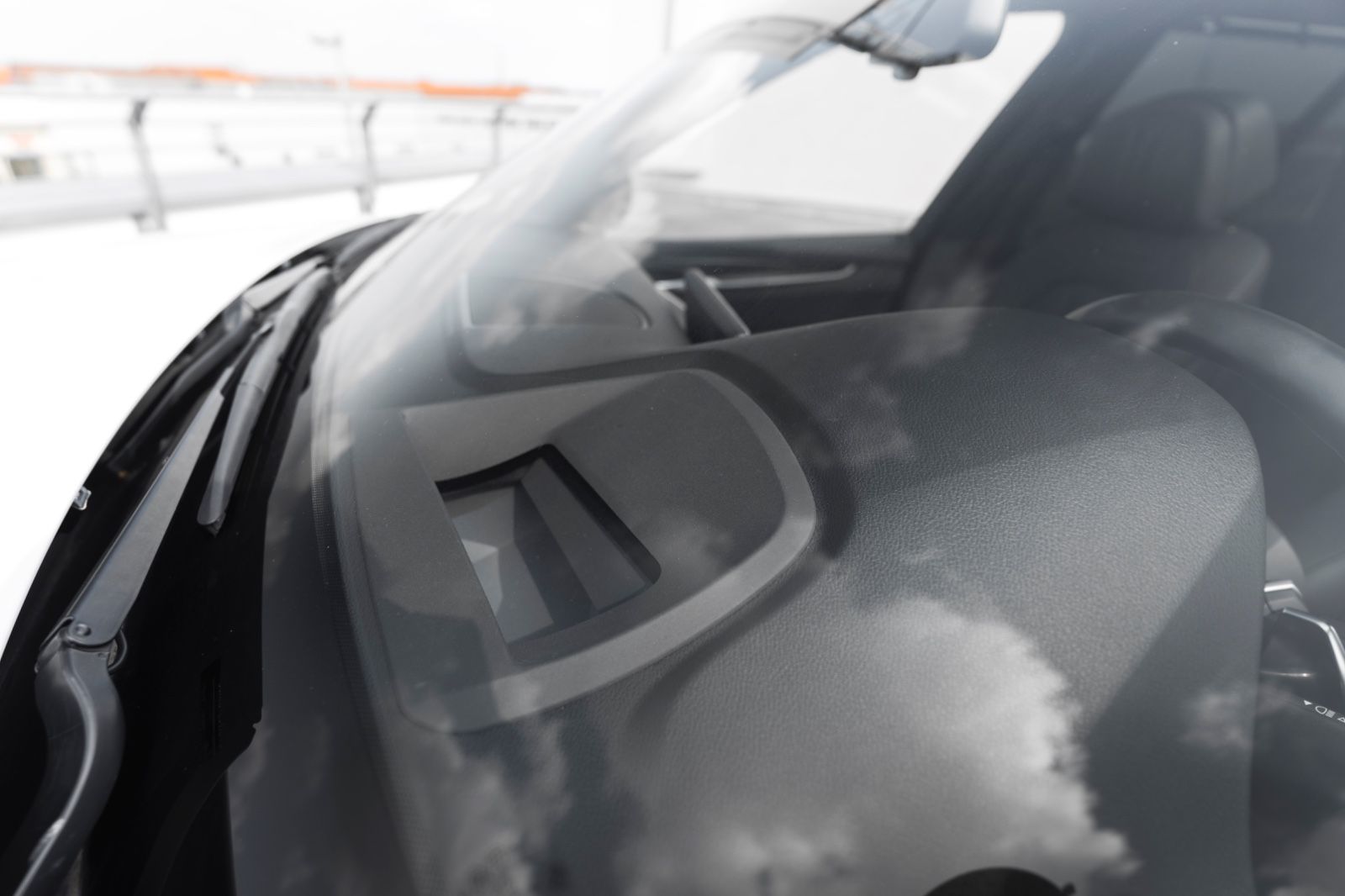Fahrzeugabbildung BMW X5 XDrive 35d M-SPORTPAKET H&K HUD 360° CARPLAY