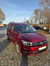 Volkswagen Caddy Maxi - rote Volkswagen Caddy Maxi