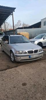 BMW E46 320d - BMW 320 aus 2003: Kombi, 320d