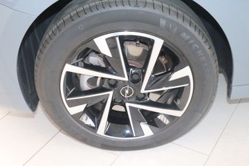 Fotografie des Opel Corsa 1.2 Direct Injection Turbo GS