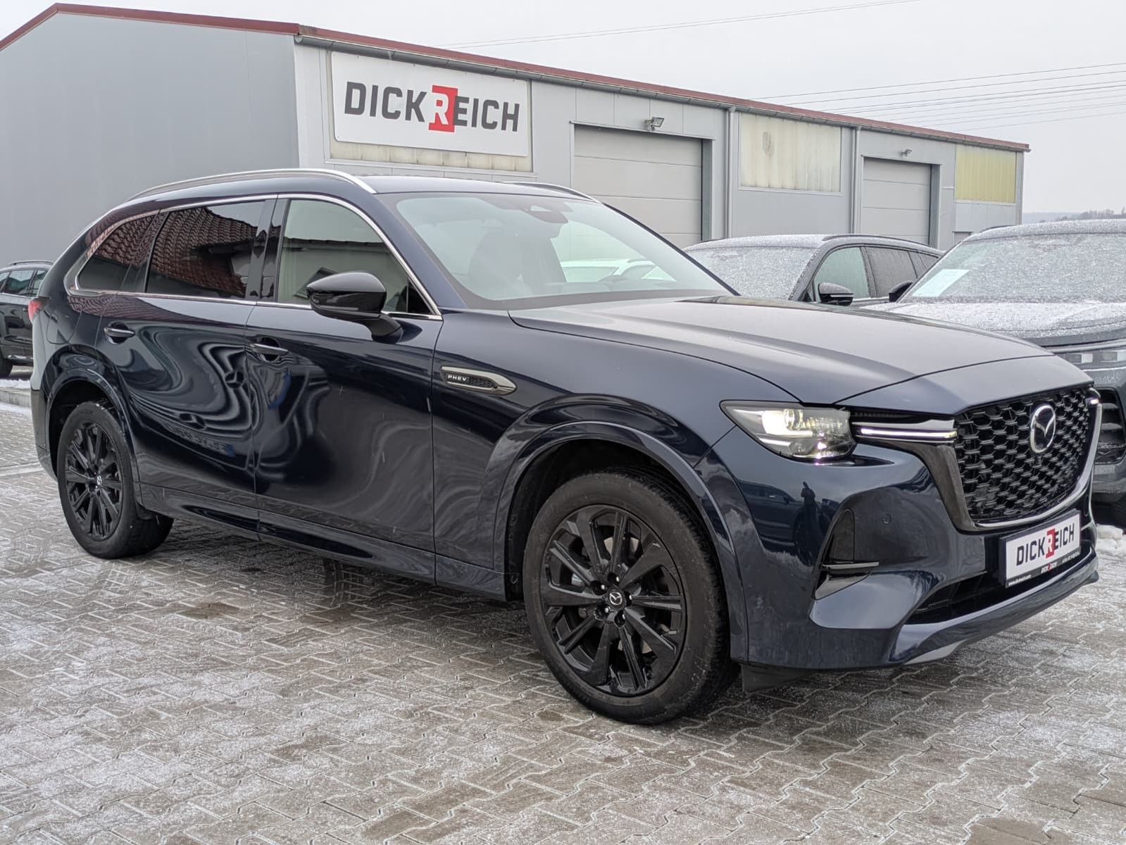 Fahrzeugabbildung Mazda CX-80 2.5L PHEV Homura Plus PANO*HUD*BOSE*7-SIT