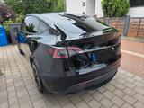 Tesla Model Y Long Range Dual Motor AWD Long Range - Tesla Model Y mit Elektro-Antrieb: Schwarz