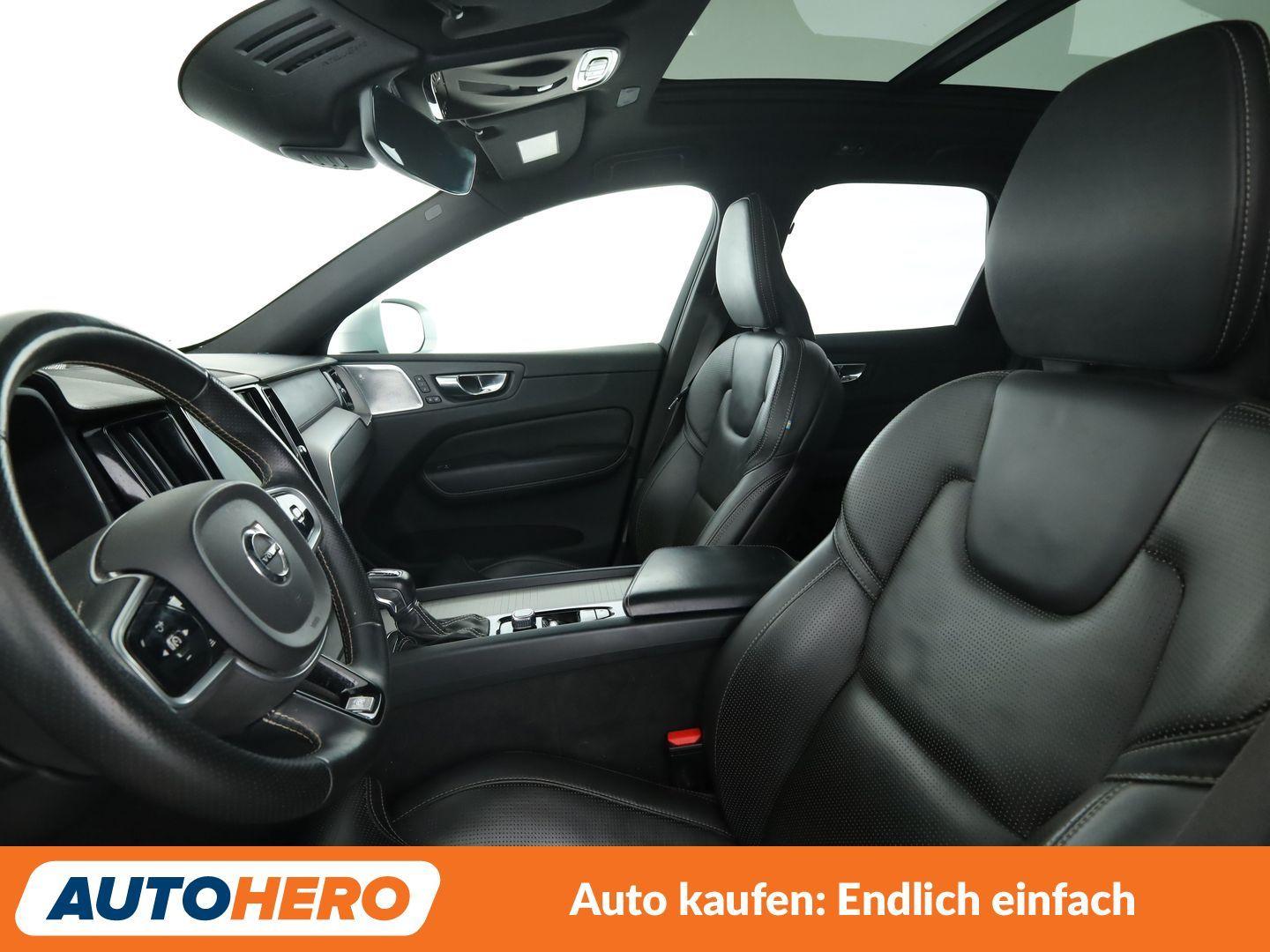 Volvo XC60 2.0 D5 R Design AWD Aut.*NAVI*HEAD-UP*LED*