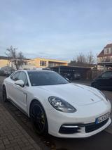 Porsche Panamera 4 E-Hybrid Vollausstattung Panoramadach - Porsche Panamera aus 2018 mit Hybrid-Antrieb