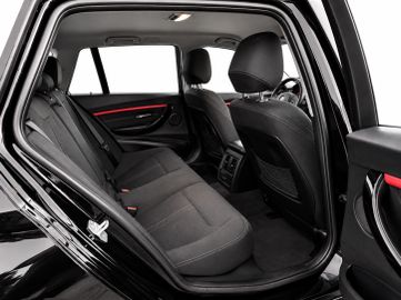 BMW 320 - 11