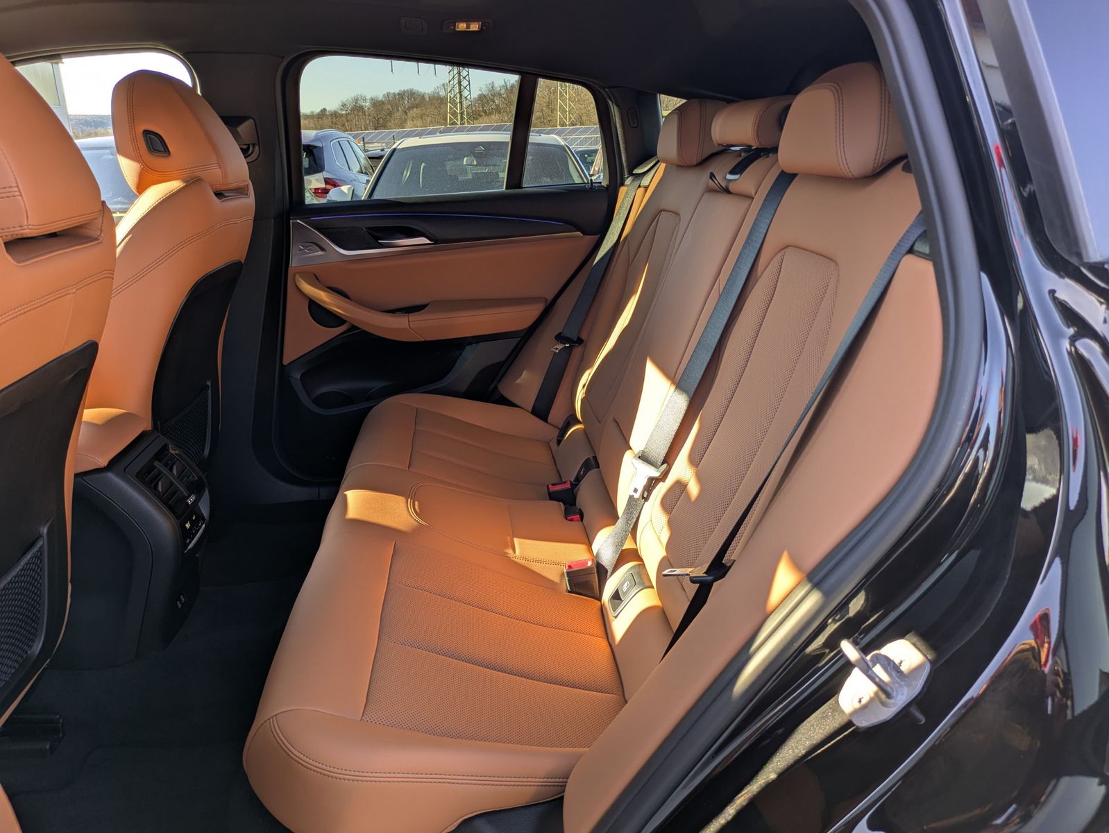 Fahrzeugabbildung BMW X4 xDrive 30 d M-Sport MATRIX*PANO*NAVI PRO*21"