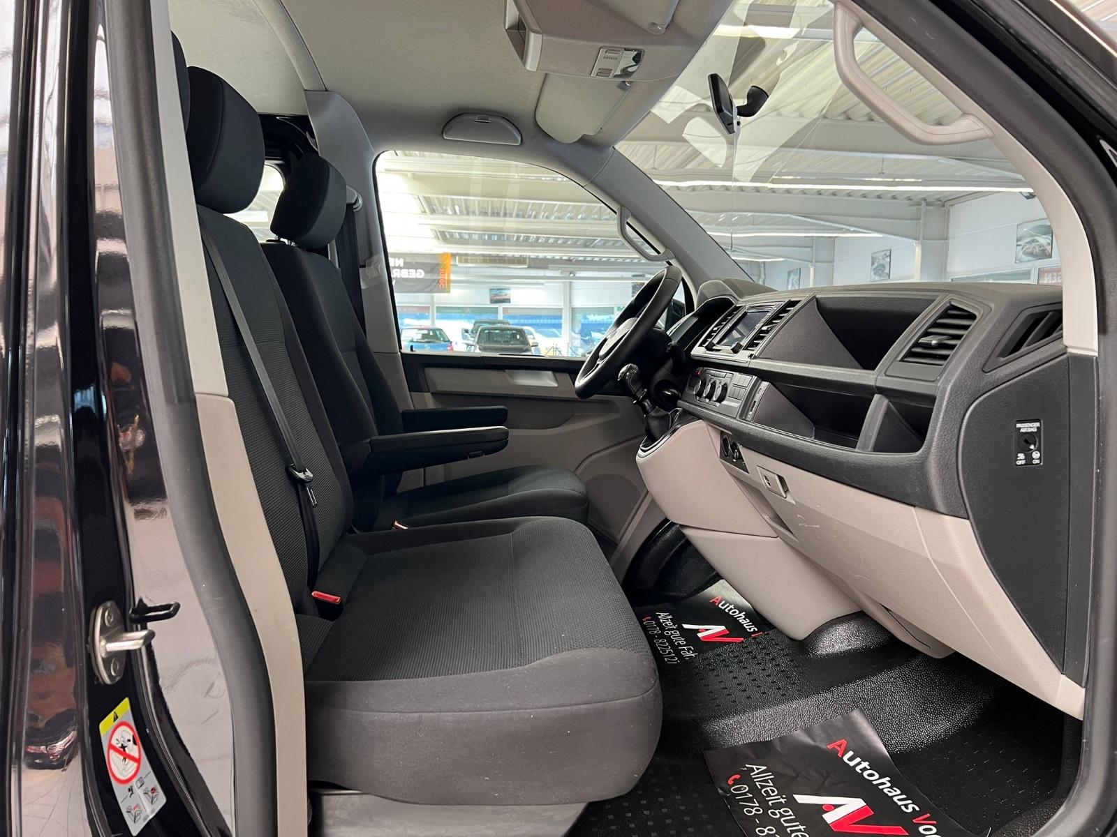 Volkswagen T6 Transporter 2,0 TDI 6xSitzer/Navi/Klima/AHK