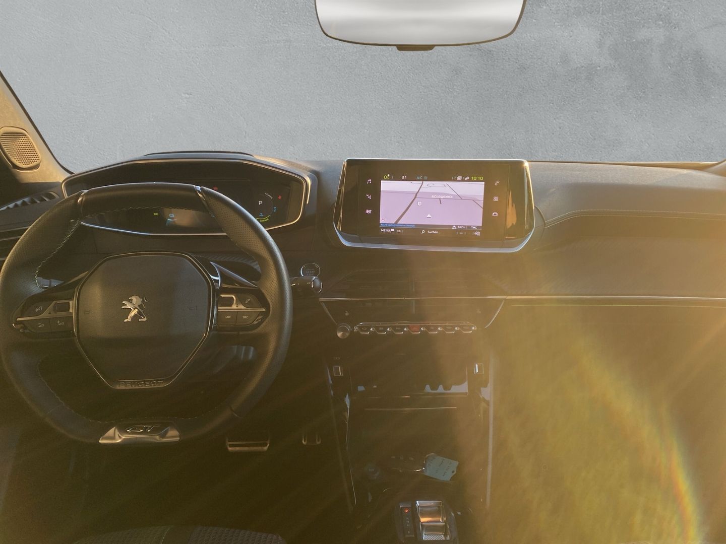 Fahrzeugabbildung Peugeot 2008 e- GT Elektromotor 136 *Sitzheizung*ACC*Kam