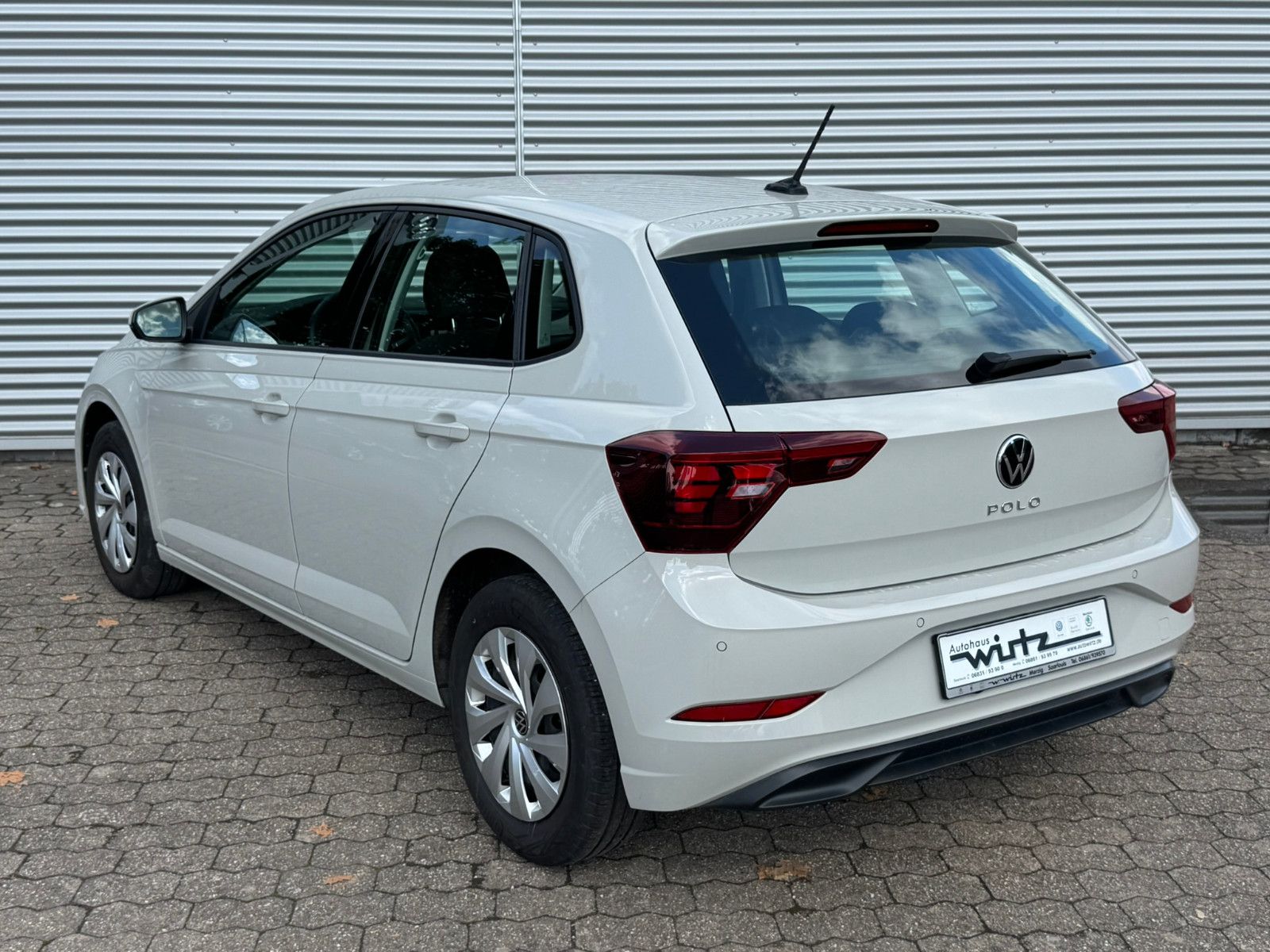 Fahrzeugabbildung Volkswagen Polo  Life 1.0 TSI