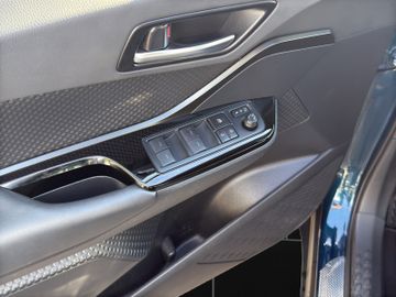 Toyota C-HR - 12