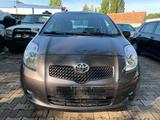 Toyota Yaris Team 1.3 Klima Pdc Alus Euro 4 - Toyota Yaris Gebrauchtwagen in Ludwigshafen