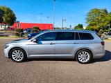 Volkswagen Passat Variant 2.0 TDI SCR DSG Elegance Vari... - Volkswagen Passat in Bremen