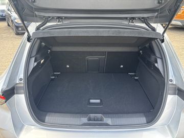 Bild 9 Opel Astra GS NAVI/SHZ+LHZ/PDC vo+hi+360Cam