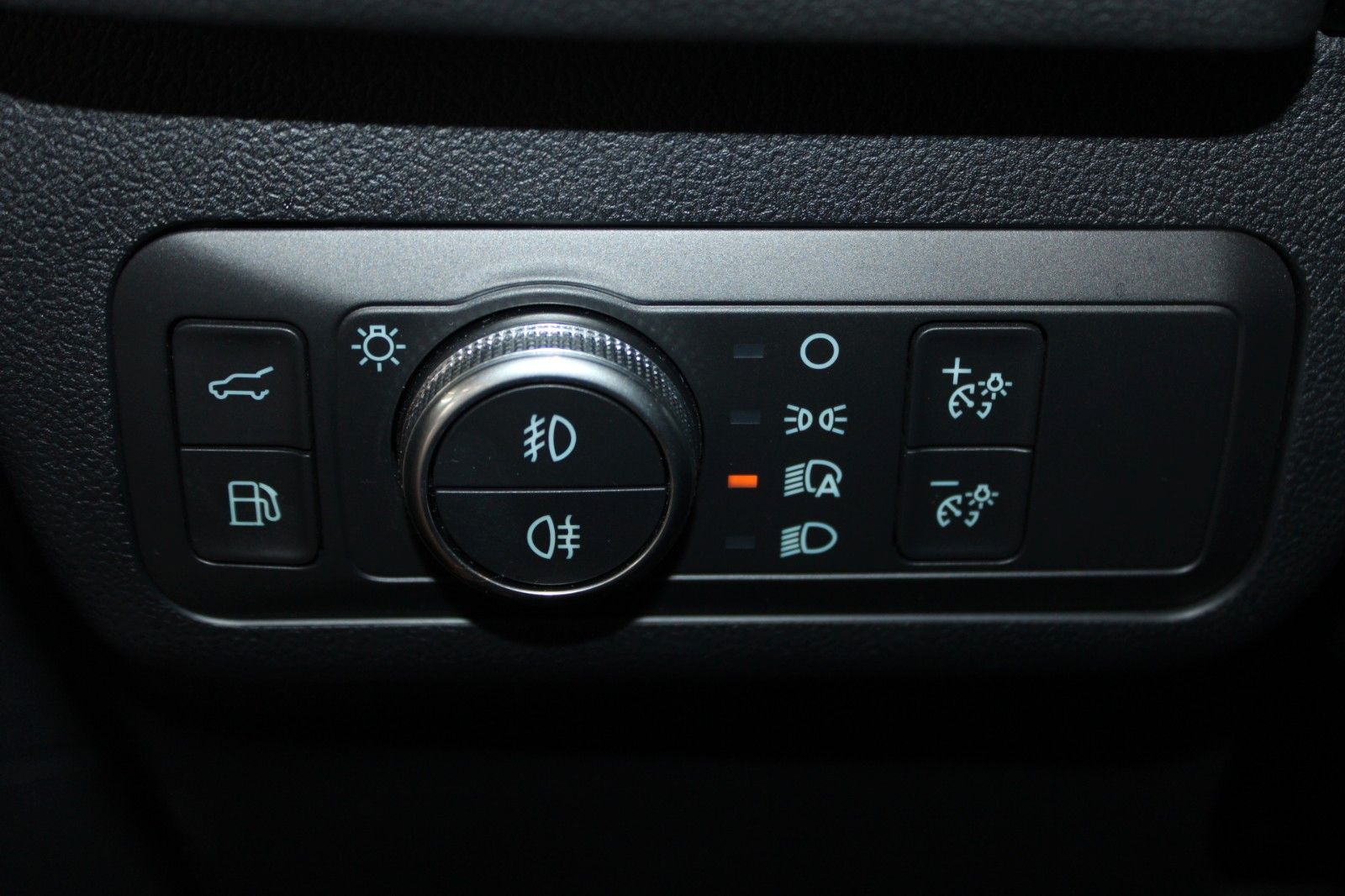 Fahrzeugabbildung Ford Kuga PHEV Titanium X ACC AHK HUD LED Cam WinterP