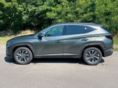 Fahrzeugabbildung Hyundai TUCSON 1.6 T-GDI 48V Trend *Navi*Kamera*PDC*LED*