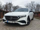 Mercedes-Benz E220d 4MATIC T AMG Line/Standheizung/JS Garantie