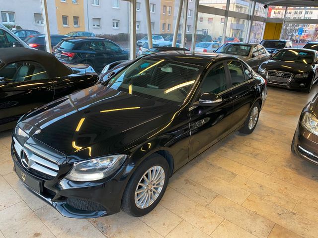 Mercedes-Benz C 220 d Lim. Bluetec/Autm./SHZ/PDC/Navi/Temp./F1