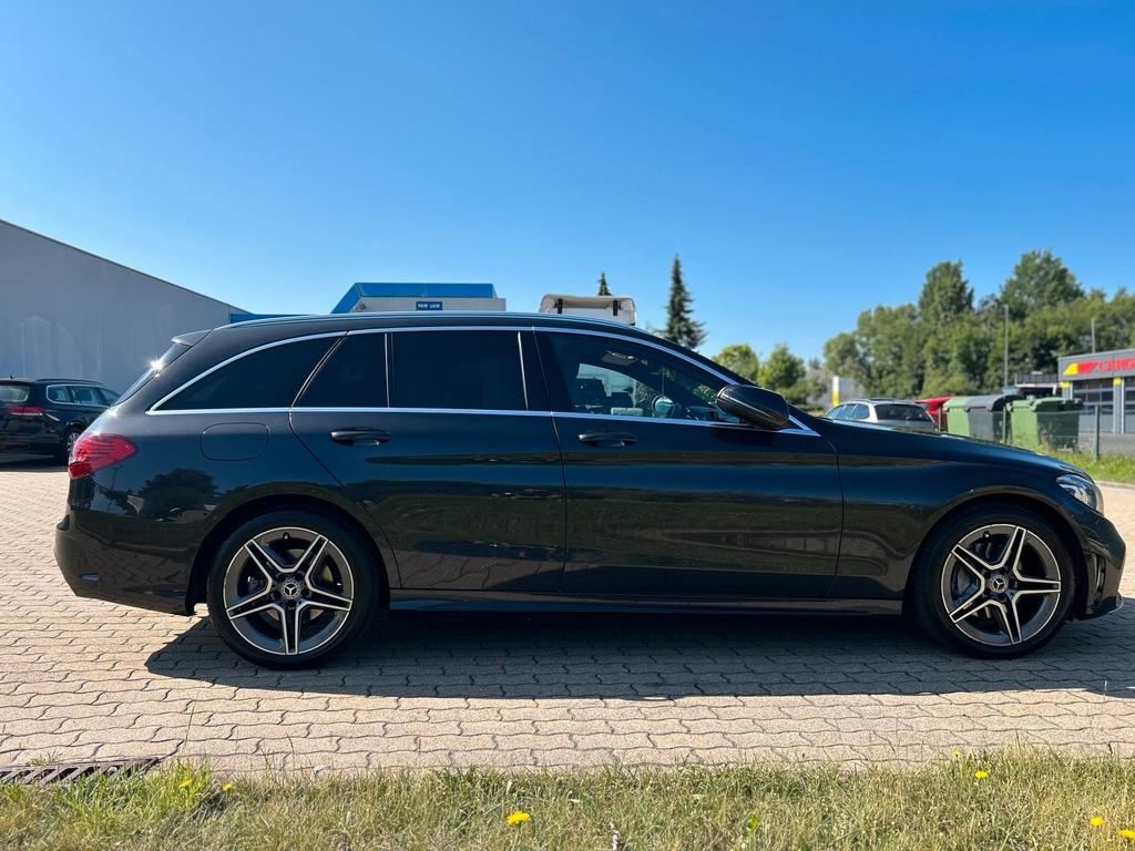 Mercedes-Benz C 220