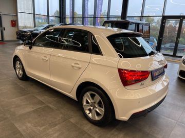 MYAUTOCENTER – Gebraucht- und Jahreswagen mit Werkstattservice in Pfaffenhofen Audi A1 Sportback basis *2. Hand*Klima*Navi*PDC*SHZ*