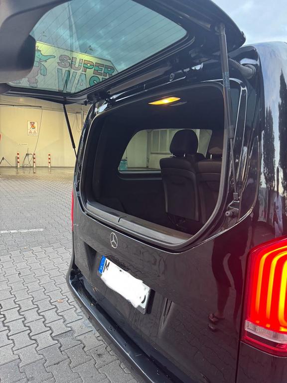 Mercedes-Benz V 250