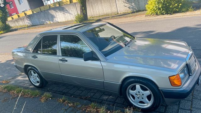 Mercedes-Benz Mercedes Benz 190D W201 Oldtimer mit H