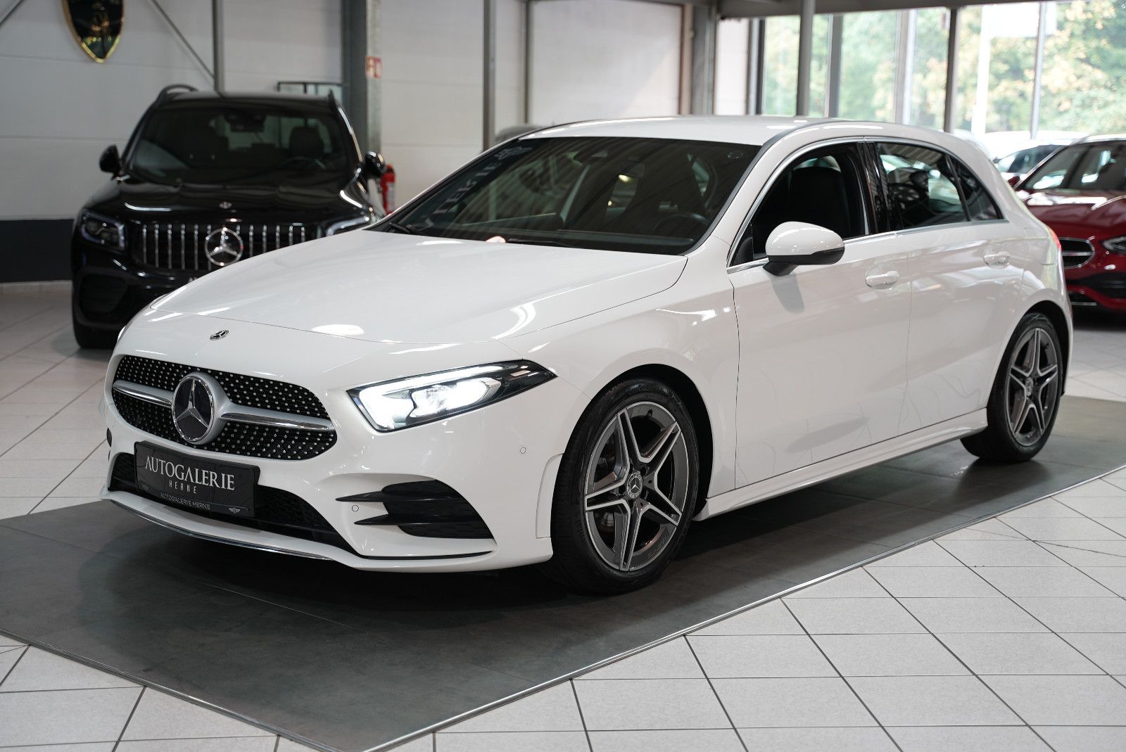 Mercedes-Benz A 180 AMG LINE LED NAVI WIDESCREEN MB