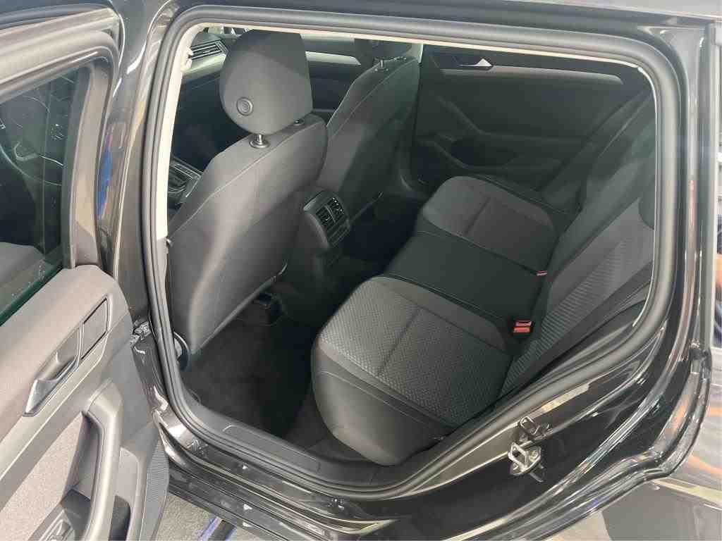 Volkswagen Passat Variant - Bild 11