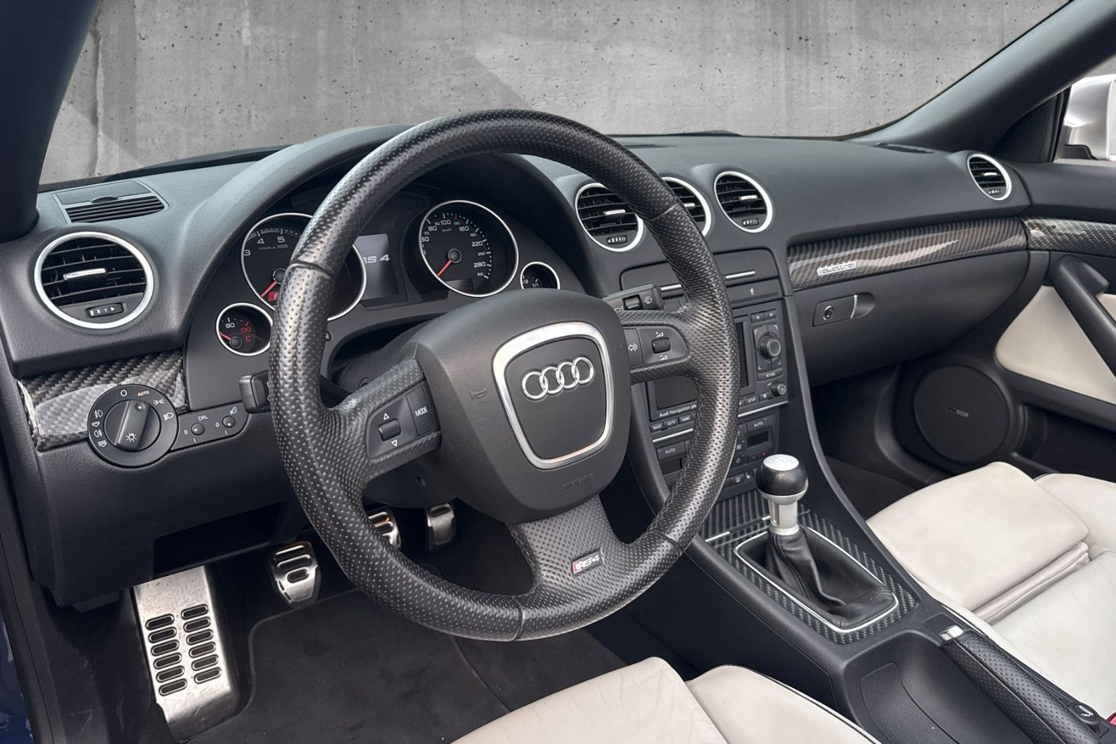 Fahrzeugabbildung Audi RS4 Cabrio*Top Zustand*Scheckheft*Sammler