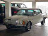 Mercedes-Benz 123 C 280 Coupe*Automatik*2/3 Türer*ALU* W 123 - Mercedes-Benz 280 in Duisburg