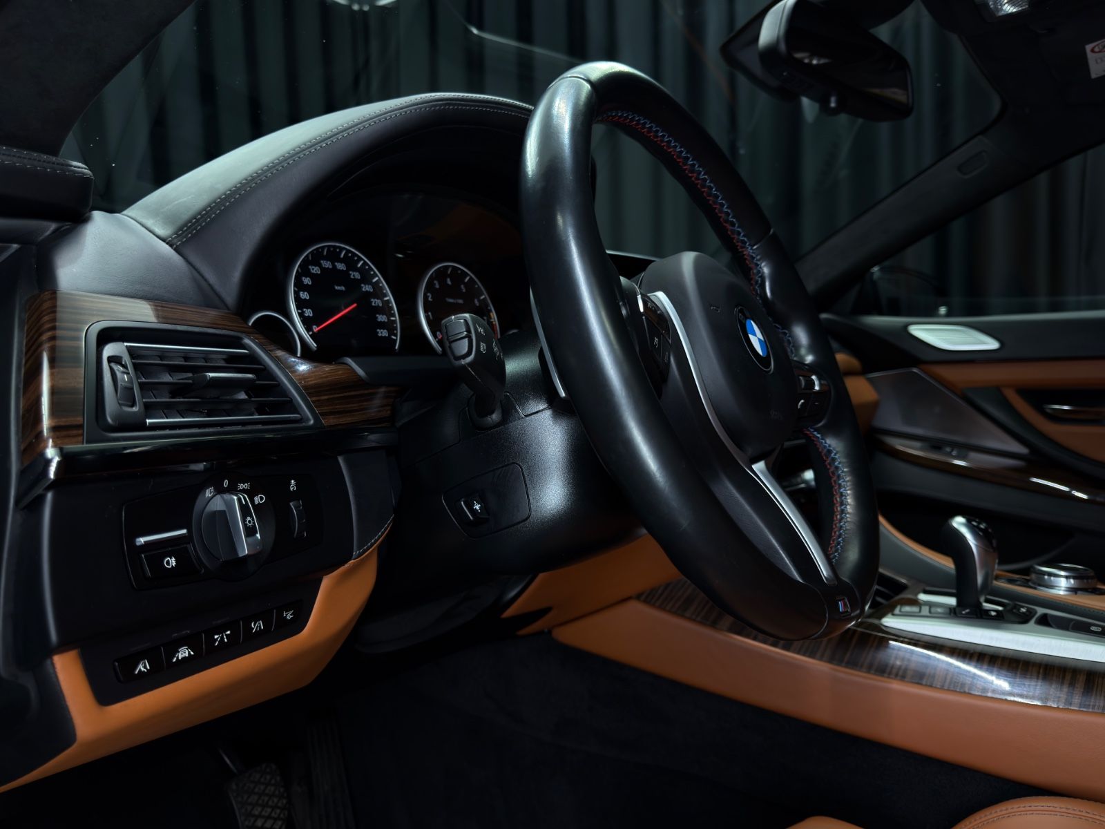 Fahrzeugabbildung BMW M6 Gran Coupe Competition|B/O|NIGHT-VISION|VOLL|