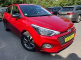 Hyundai i20 Advantage 101 PS AUTOMATIK *NAVI*KAMERA* - Hyundai i20: Advantage