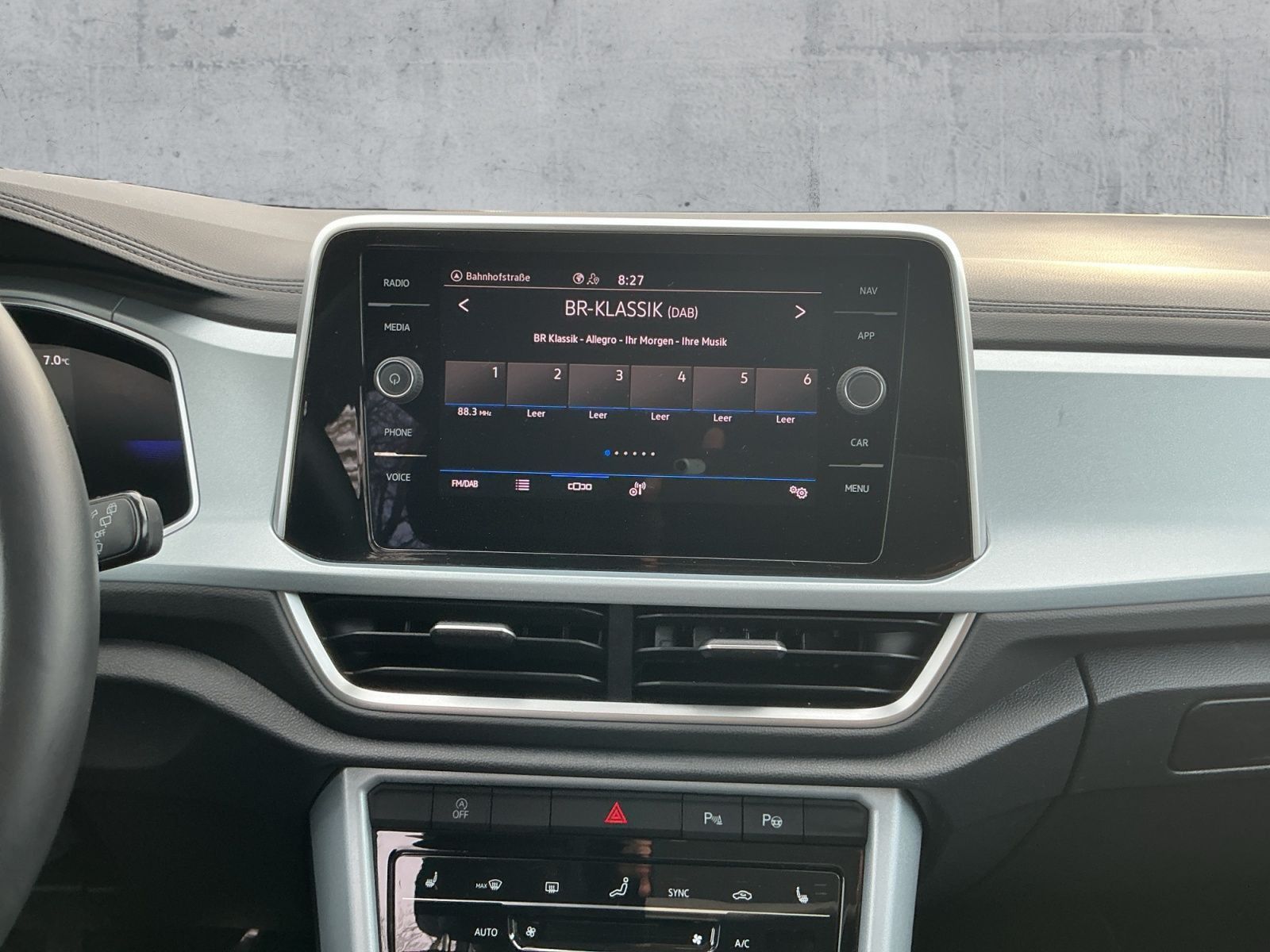 Volkswagen T-Roc - Bild 11