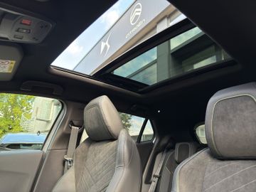 Peugeot 2008 GT Hybrid 145 Kam.+KeyLess+Massage+Navi+SD
