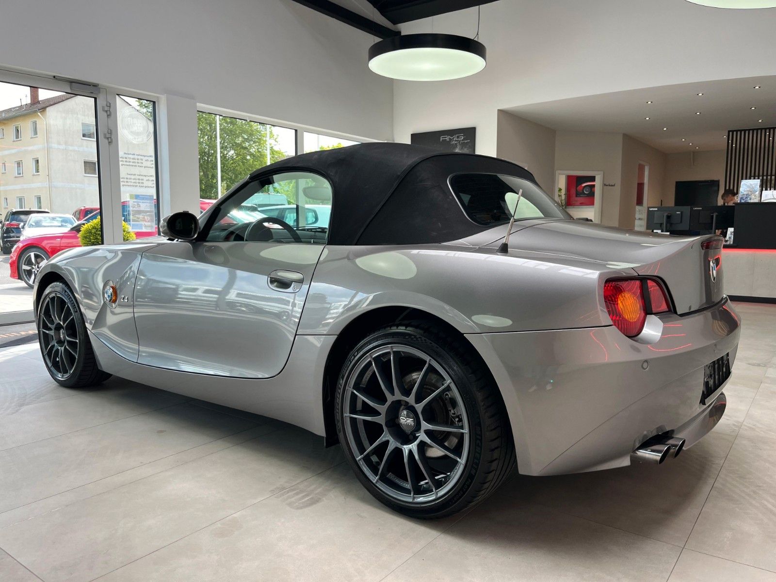 Fahrzeugabbildung BMW Z4 Roadster 3.0i*Hardtop*Leder*PDC*Xenon*Sound*