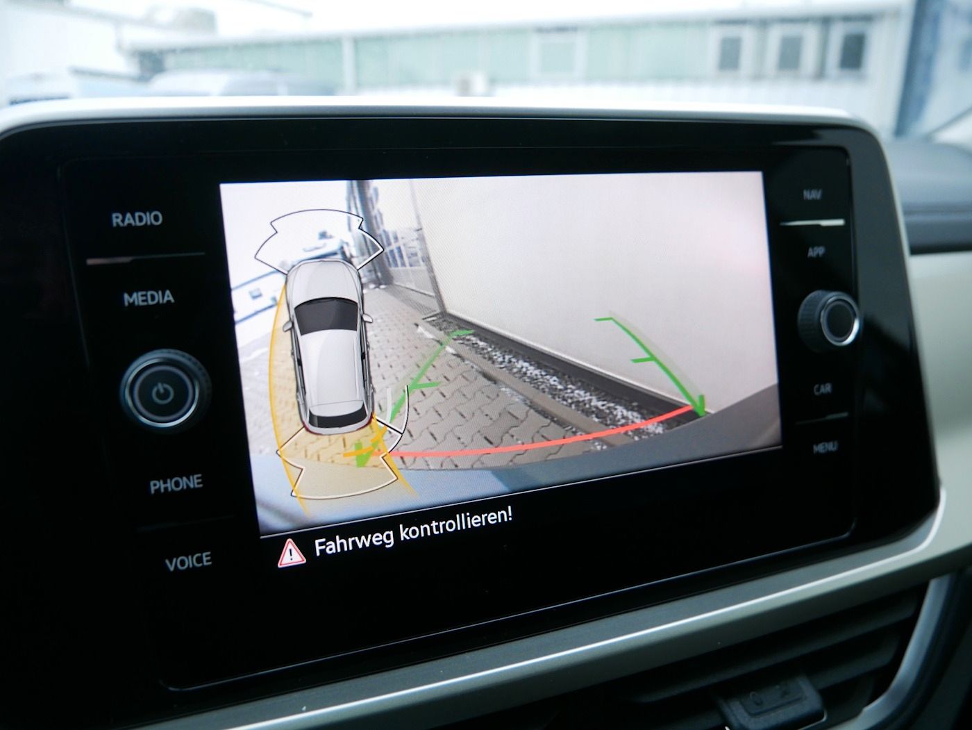 Fahrzeugabbildung Volkswagen T-Roc 1.0 TSI MOVE NEU37T AHK LED Kamera SHZ+LHZ