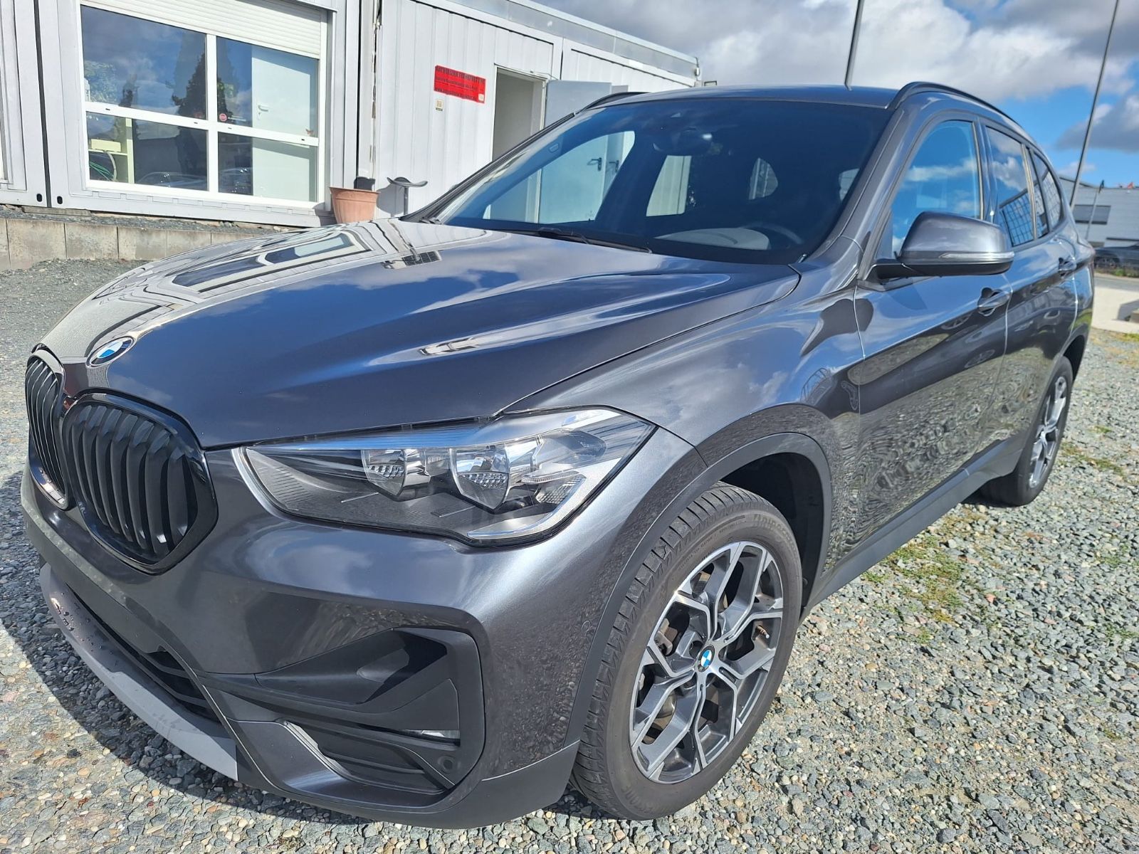 BMW X1 18dA SDRIVE ADVANTAGE * NAVIGATION * 150PS imagem 2