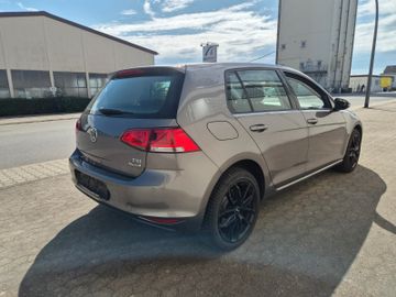 Volkswagen Golf - 4