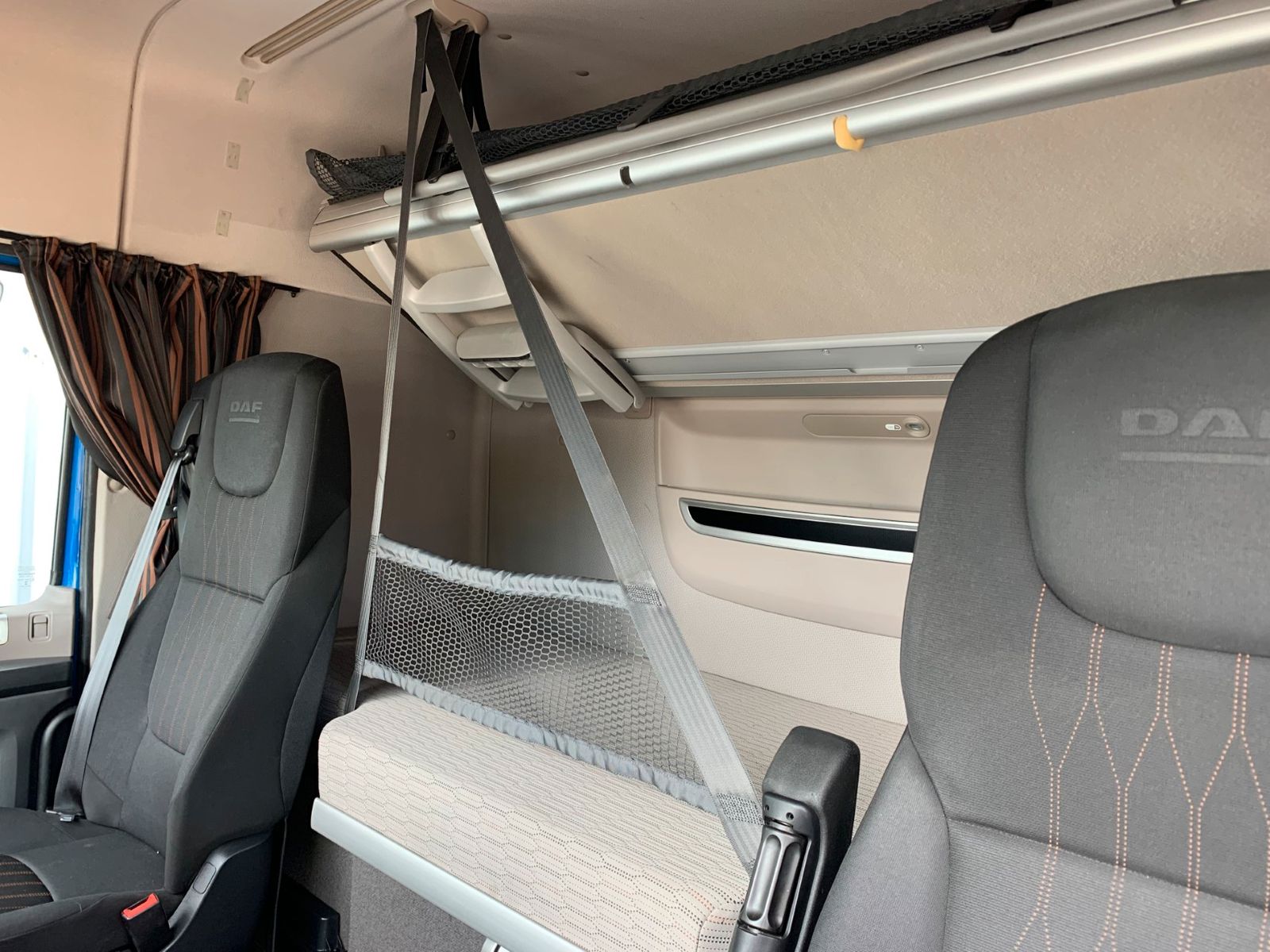 Fahrzeugabbildung DAF FT XF 480 SC LD