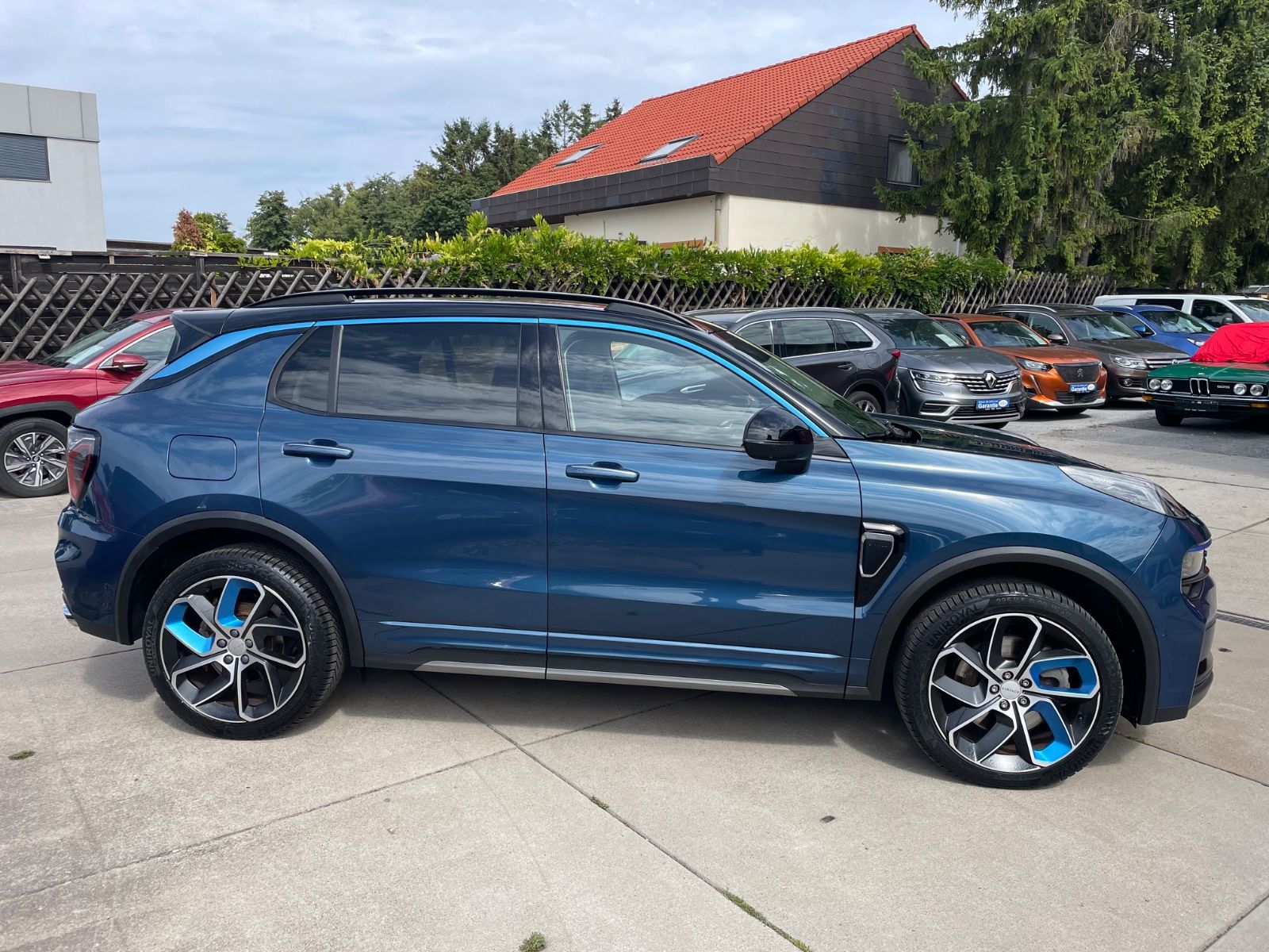 Lynk & Co 01