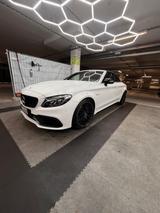 Mercedes-Benz C 63 AMG Mercedes-AMG C 63 Autom. Mercedes-AMG - Mercedes-Benz C 63 AMG mit Benzin-Antrieb: Cabrio, Automatik