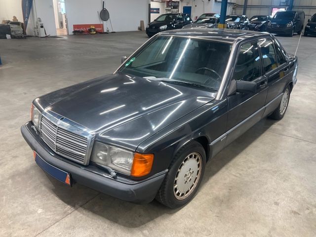 Mercedes-Benz 190E 2.6 Sportline W201 / SSD, Sportsitze, EFH