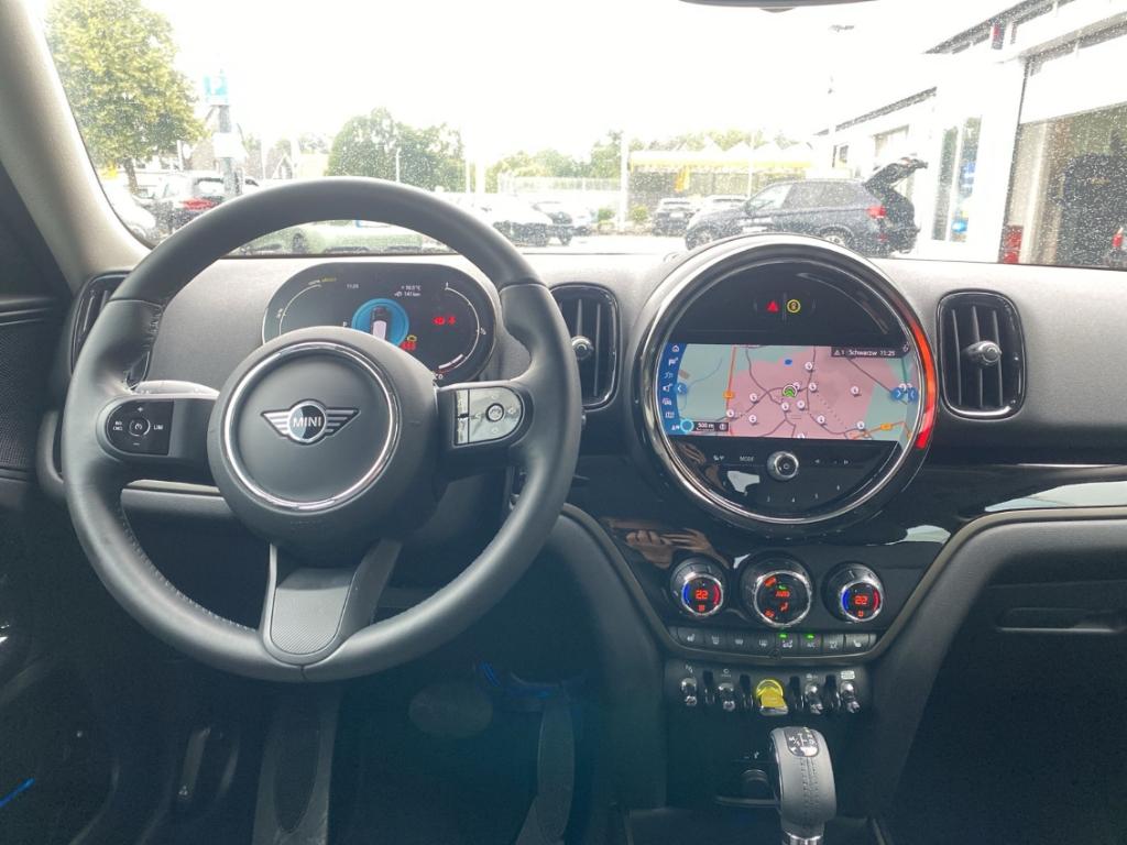 MINI Cooper SE Countryman ALL4 Classic Trim Navi/LED-