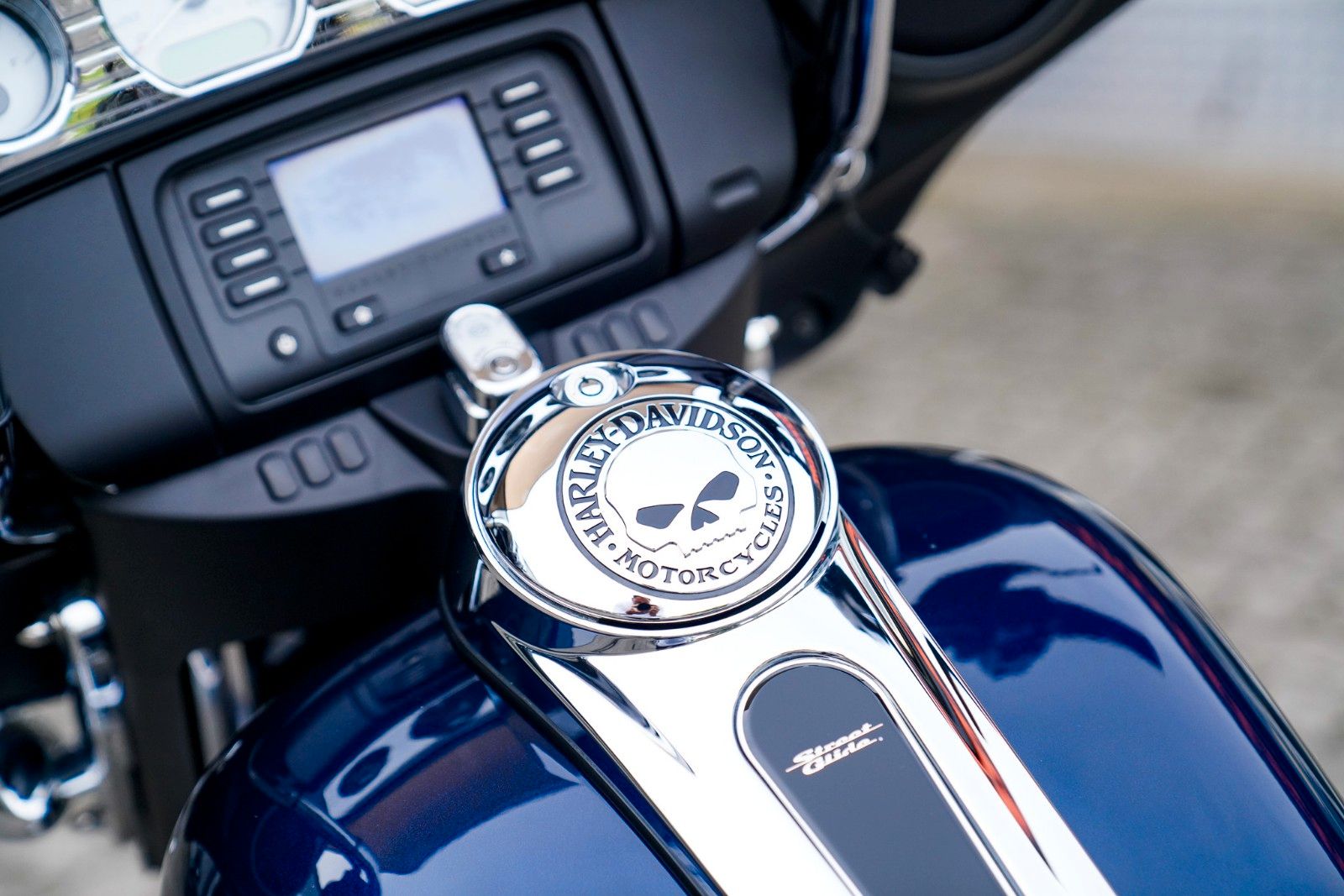 Fahrzeugabbildung Harley-Davidson FLHX Street Glide 103 cui - Jekill -