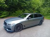 BMW 540i xDrive Touring A - - BMW 540 mit Anhängerkupplung